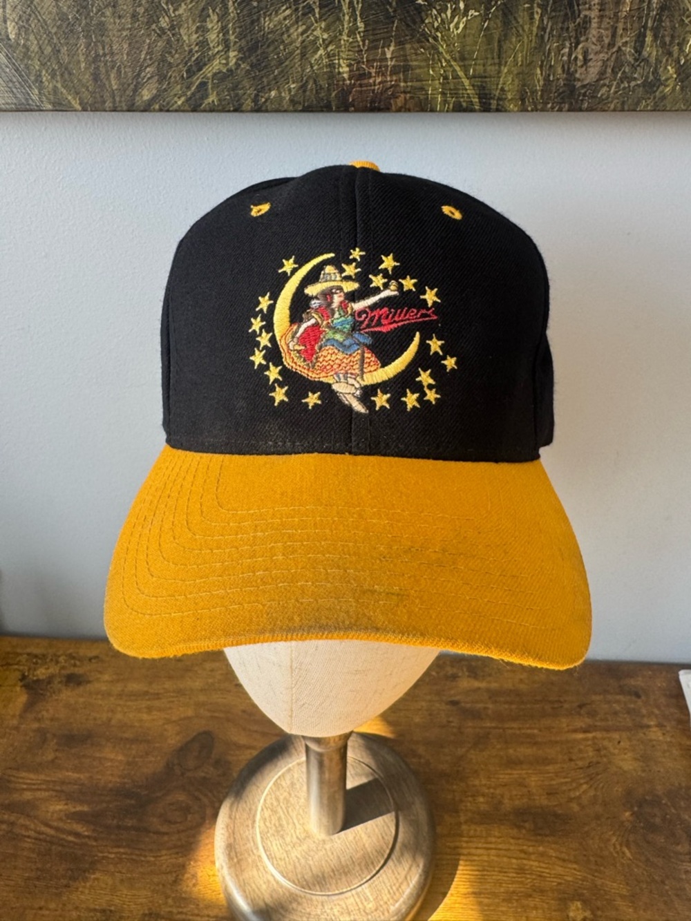 Vintage Miller High Life Moon Girl Flexfit‎ Yupoong Hat Black Yellow Beer